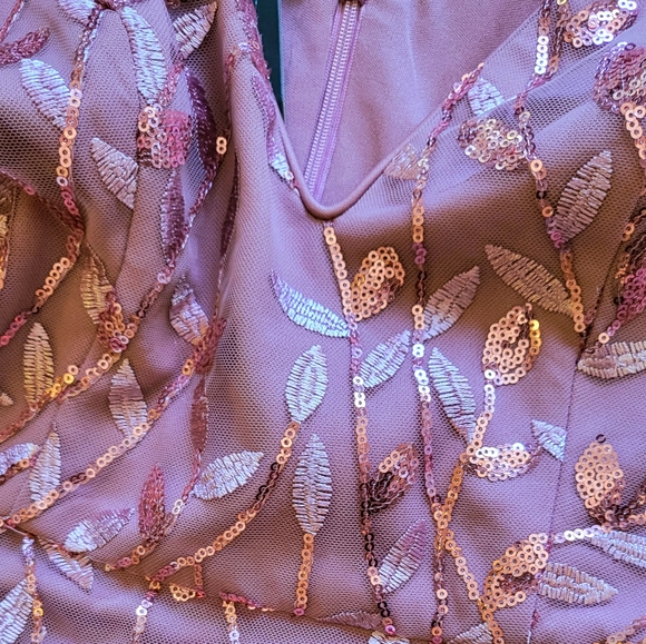 Formal Dress size 8 - Picture 6 of 7